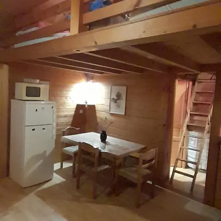 Location Type Gite, D'hote, Meuble De Tourisme Dans Joli Petit Typique Et Ou Jolie Roulotte Type Boheme Σαλέ Waldighoffen