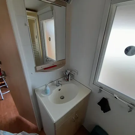 Location Type Gite, D'hote, Meuble De Tourisme Dans Joli Petit Typique Et Ou Jolie Roulotte Type Boheme Waldighoffen