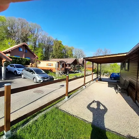 Location Type Gite, D'hote, Meuble De Tourisme Dans Joli Petit Typique Et Ou Jolie Roulotte Type Boheme Alpesi faház *