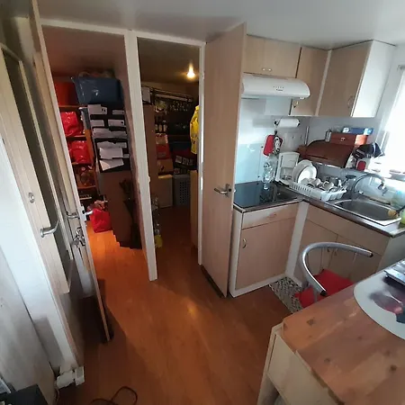 Σαλέ Location Type Gite, D'hote, Meuble De Tourisme Dans Joli Petit Typique Et Ou Jolie Roulotte Type Boheme Waldighoffen