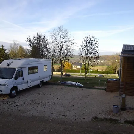 Location Type Gite, D'hote, Meuble De Tourisme Dans Joli Petit Typique Et Ou Jolie Roulotte Type Boheme * Waldighoffen