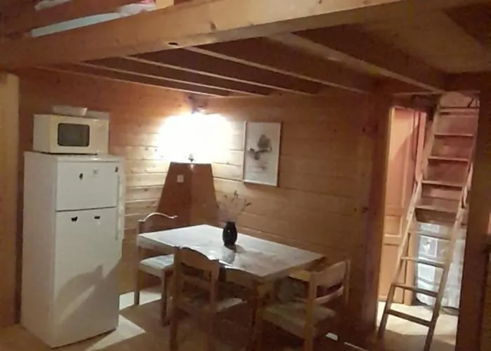 Location Type Gite, D'hote, Meuble De Tourisme Dans Joli Petit Typique Et Ou Jolie Roulotte Type Boheme Alpesi faház Waldighoffen